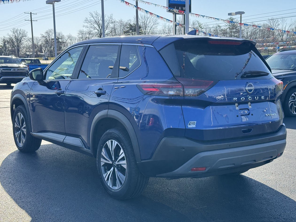 2023 Nissan Rogue Vehicle Photo in BOONVILLE, IN 47601-9633