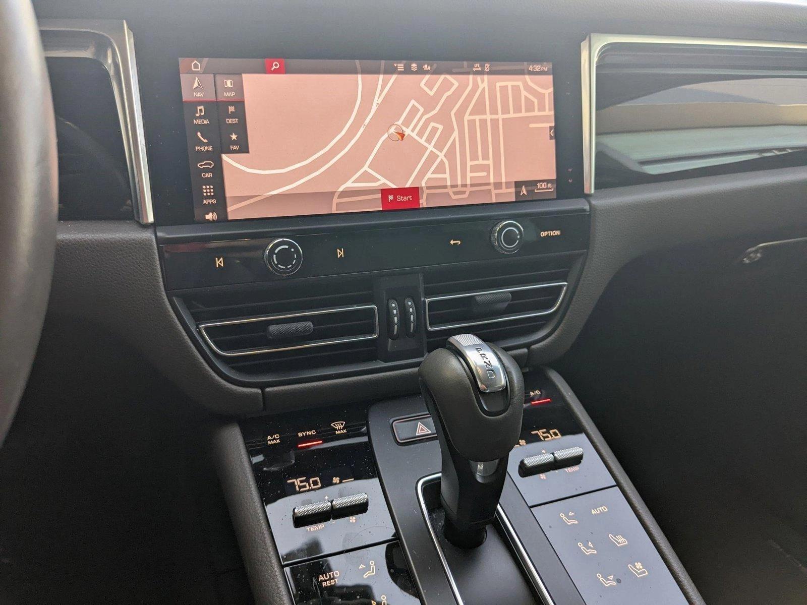 2022 Porsche Macan Vehicle Photo in Pompano Beach, FL 33064