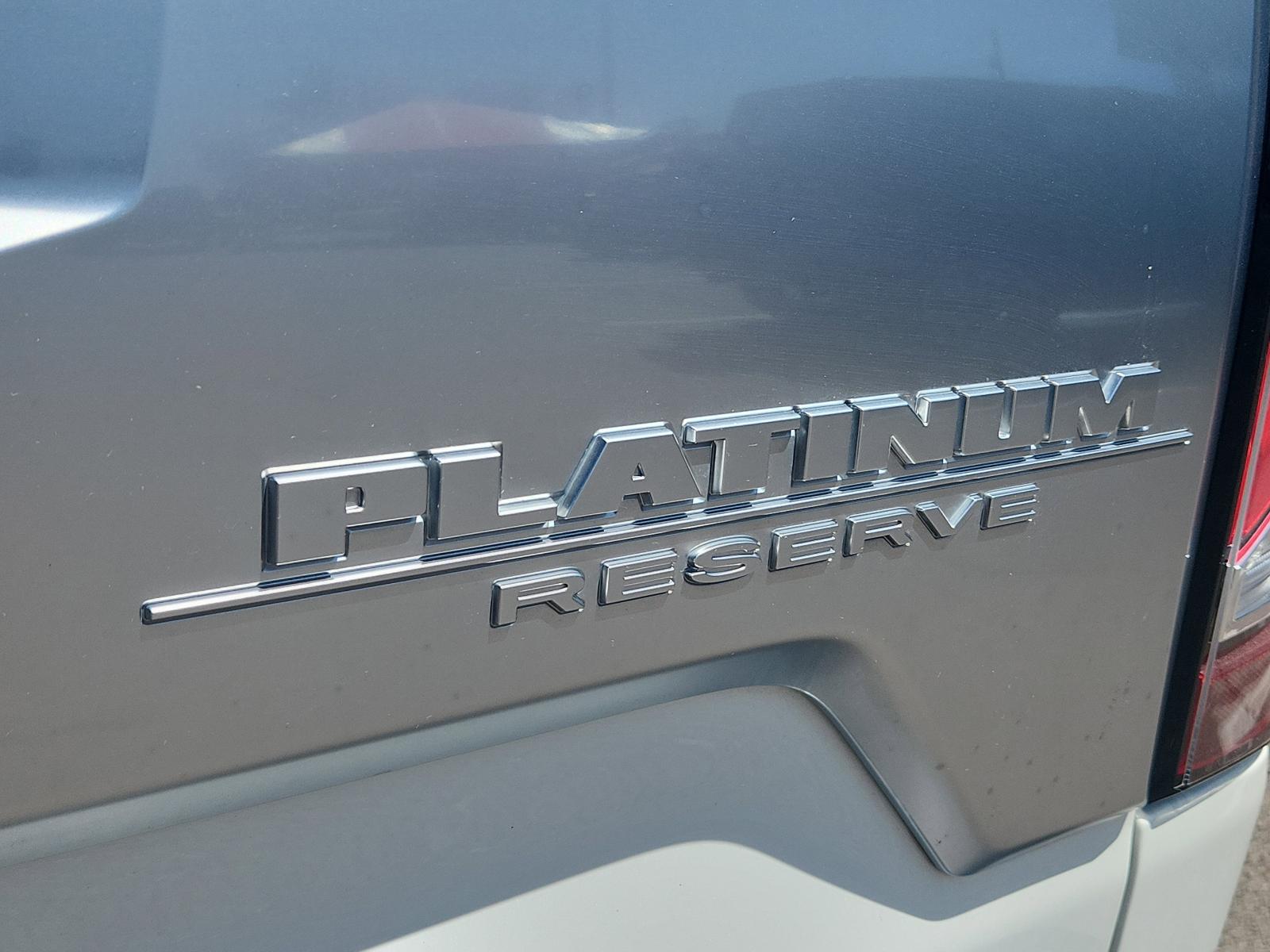 2021 Nissan Titan Vehicle Photo in Albuquerque, NM 87110