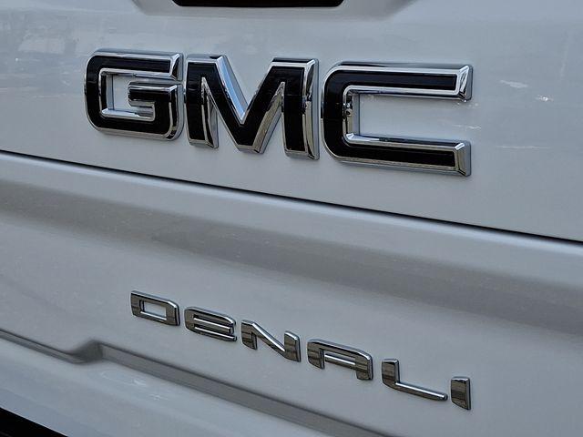2024 GMC Sierra 2500 HD Vehicle Photo in WATERTOWN, CT 06795-3318