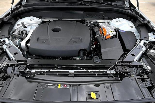 2025 Volvo XC60 Plug-In Hybrid Vehicle Photo in Grapevine, TX 76051