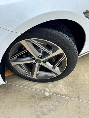 2024 Genesis G80 Vehicle Photo in Peoria, IL 61615