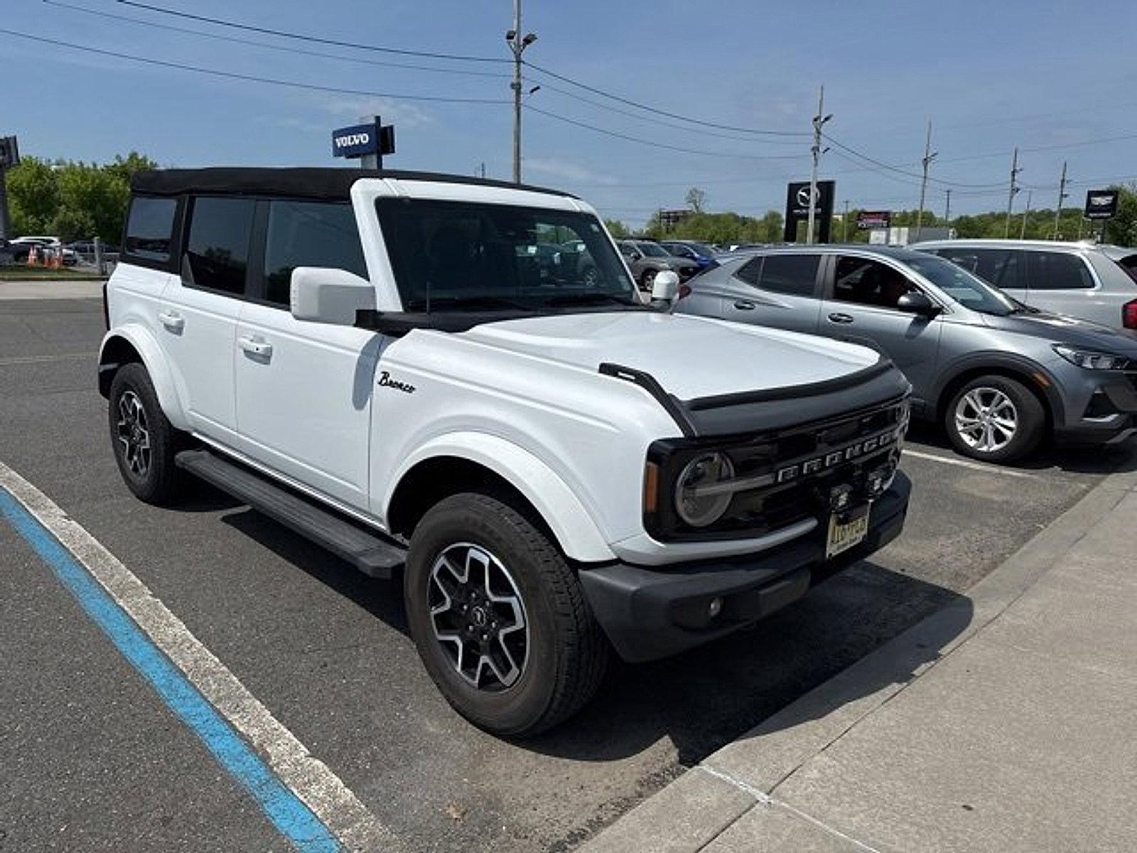 2022 Ford Bronco Vehicle Photo in Trevose, PA 19053