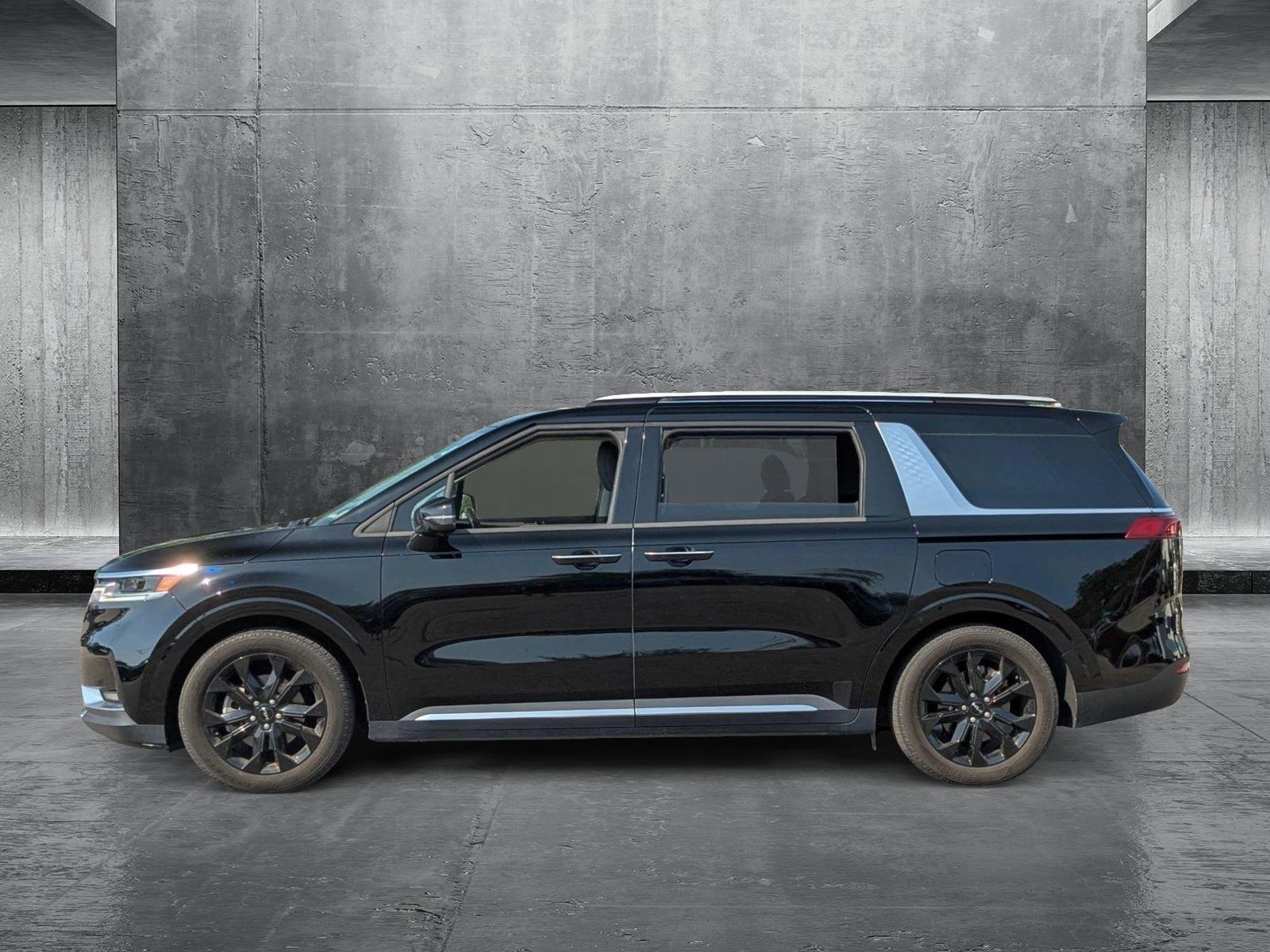 2022 Kia Carnival Vehicle Photo in St. Petersburg, FL 33713