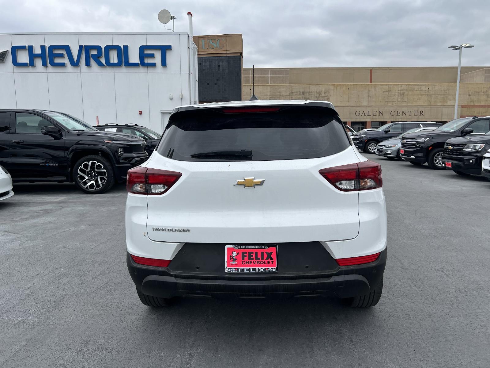 2023 Chevrolet Trailblazer Vehicle Photo in LOS ANGELES, CA 90007-3794