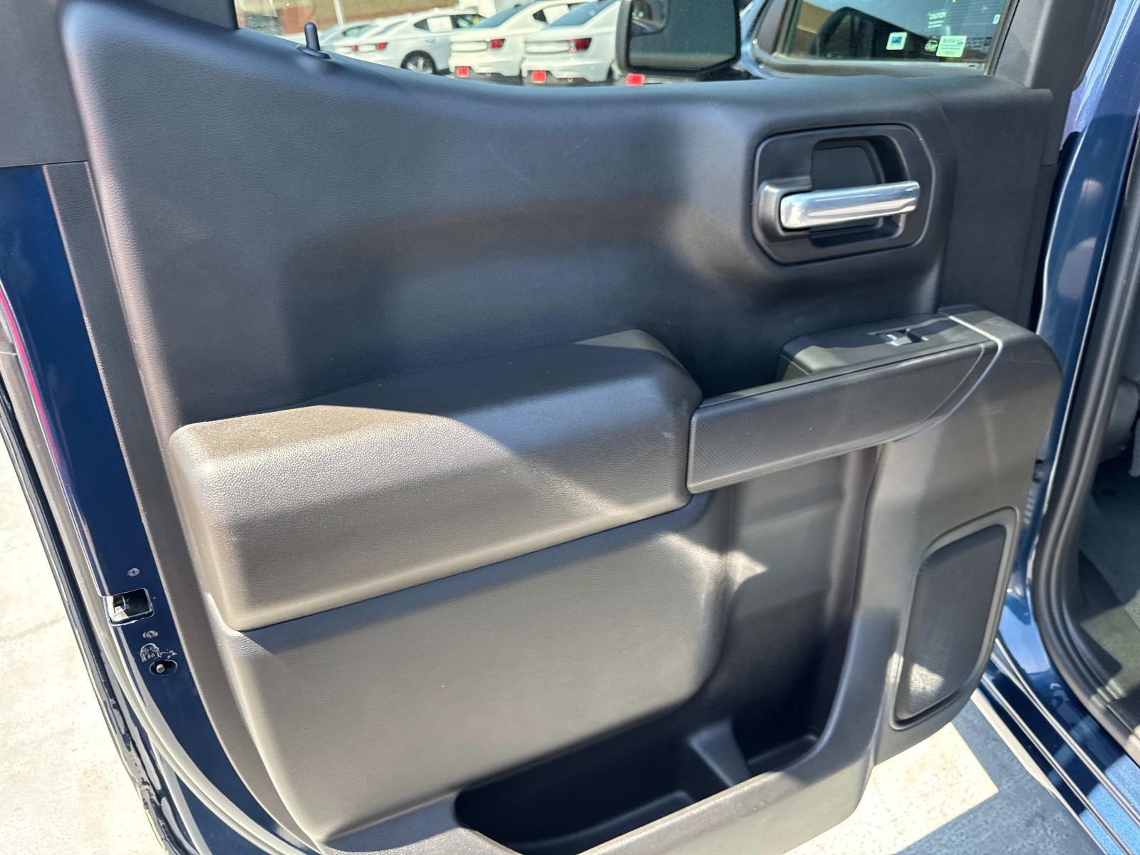 2023 Chevrolet Silverado 1500 Vehicle Photo in LOS ANGELES, CA 90007-3794