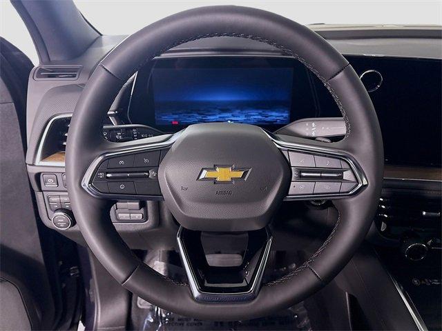 2025 Chevrolet Suburban Vehicle Photo in PUYALLUP, WA 98371-4149