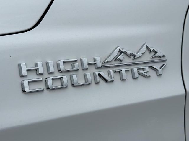 2024 Chevrolet Tahoe Vehicle Photo in COLUMBIA, MO 65203-3903