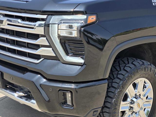 2024 Chevrolet Silverado 2500 HD Vehicle Photo in DENTON, TX 76210-9321