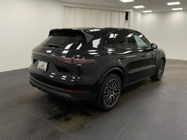 2021 Porsche Cayenne Vehicle Photo in Appleton, WI 54913