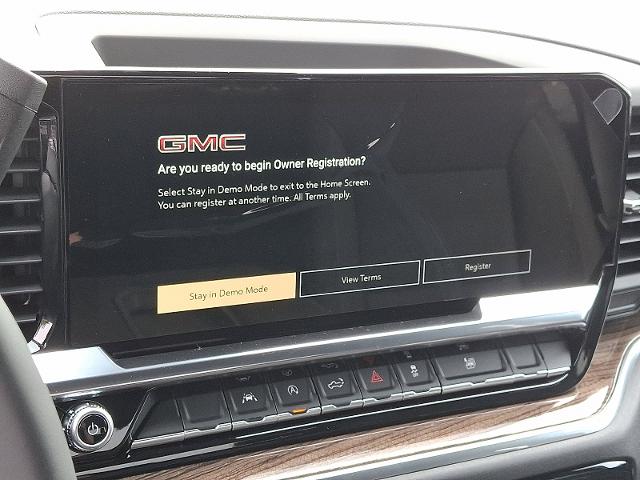 2025 GMC Sierra 1500 Vehicle Photo in TREVOSE, PA 19053-4984