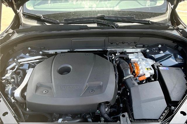 2025 Volvo XC60 Plug-In Hybrid Vehicle Photo in Houston, TX 77007