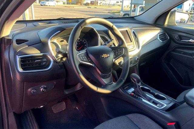 2024 Chevrolet Equinox Vehicle Photo in TOPEKA, KS 66609-0000