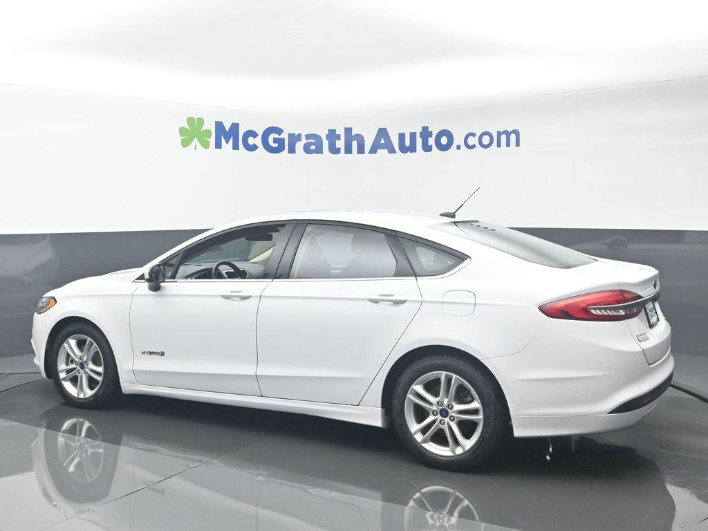 2018 Ford Fusion Hybrid Vehicle Photo in Cedar Rapids, IA 52402