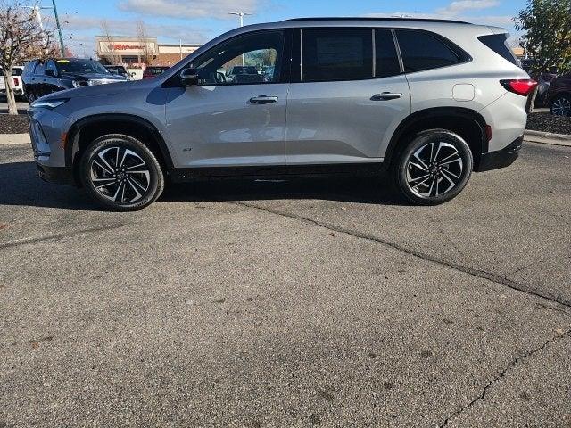 2025 Buick Enclave Vehicle Photo in Fishers, IN 46038