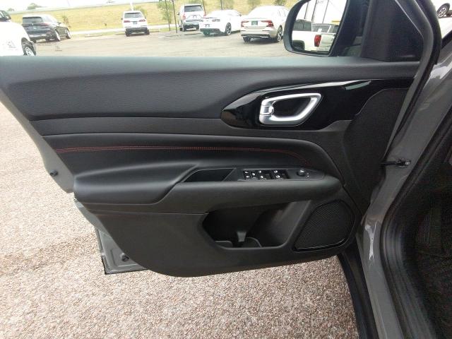 2024 Jeep Compass Vehicle Photo in NEDERLAND, TX 77627-8017