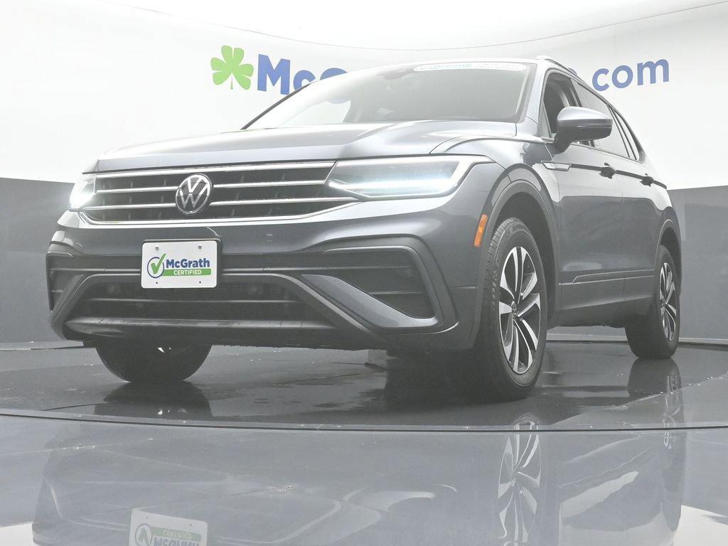 2024 Volkswagen Tiguan Vehicle Photo in Marion, IA 52302