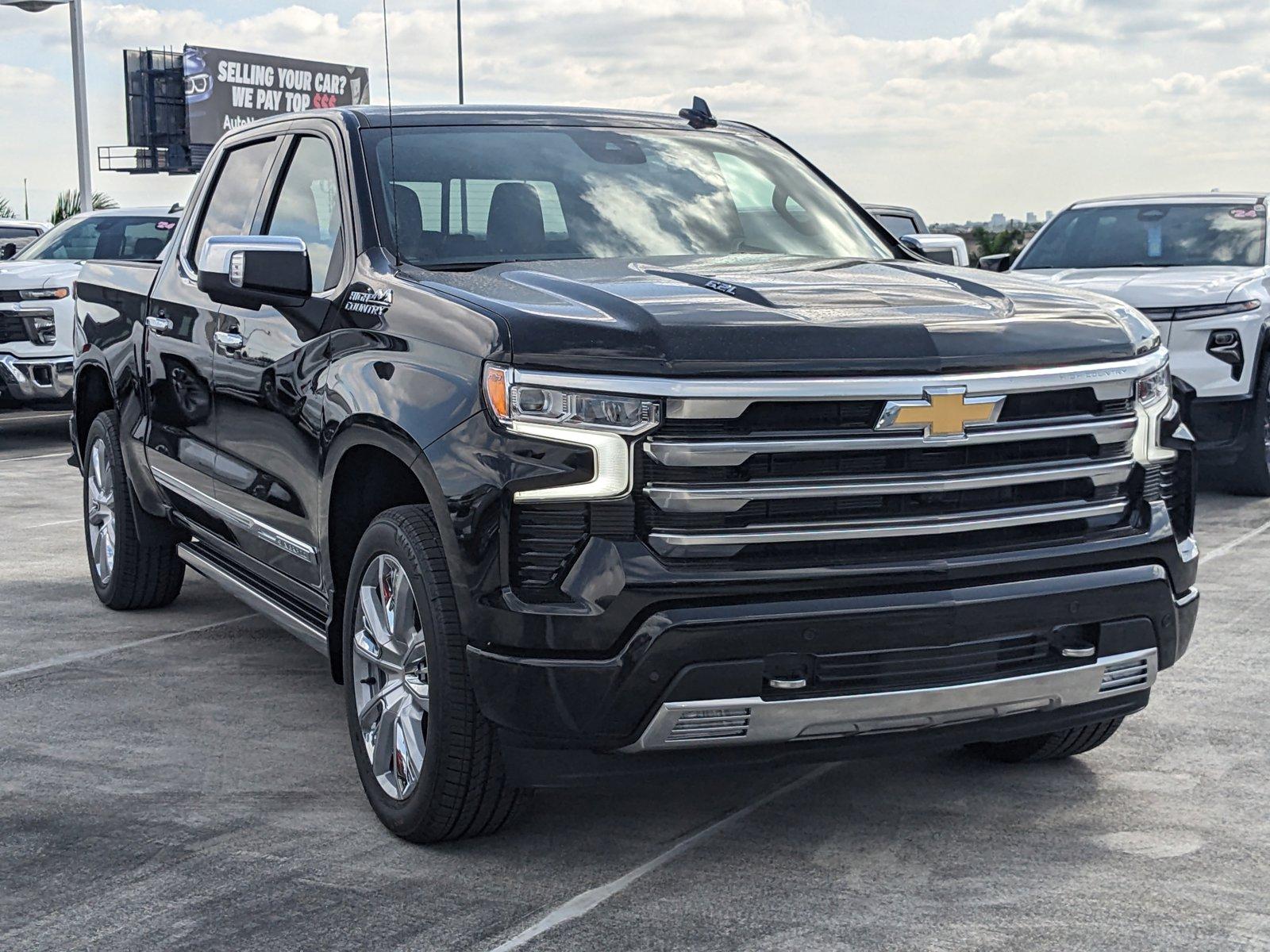 2025 Chevrolet Silverado 1500 Vehicle Photo in MIAMI, FL 33172-3015