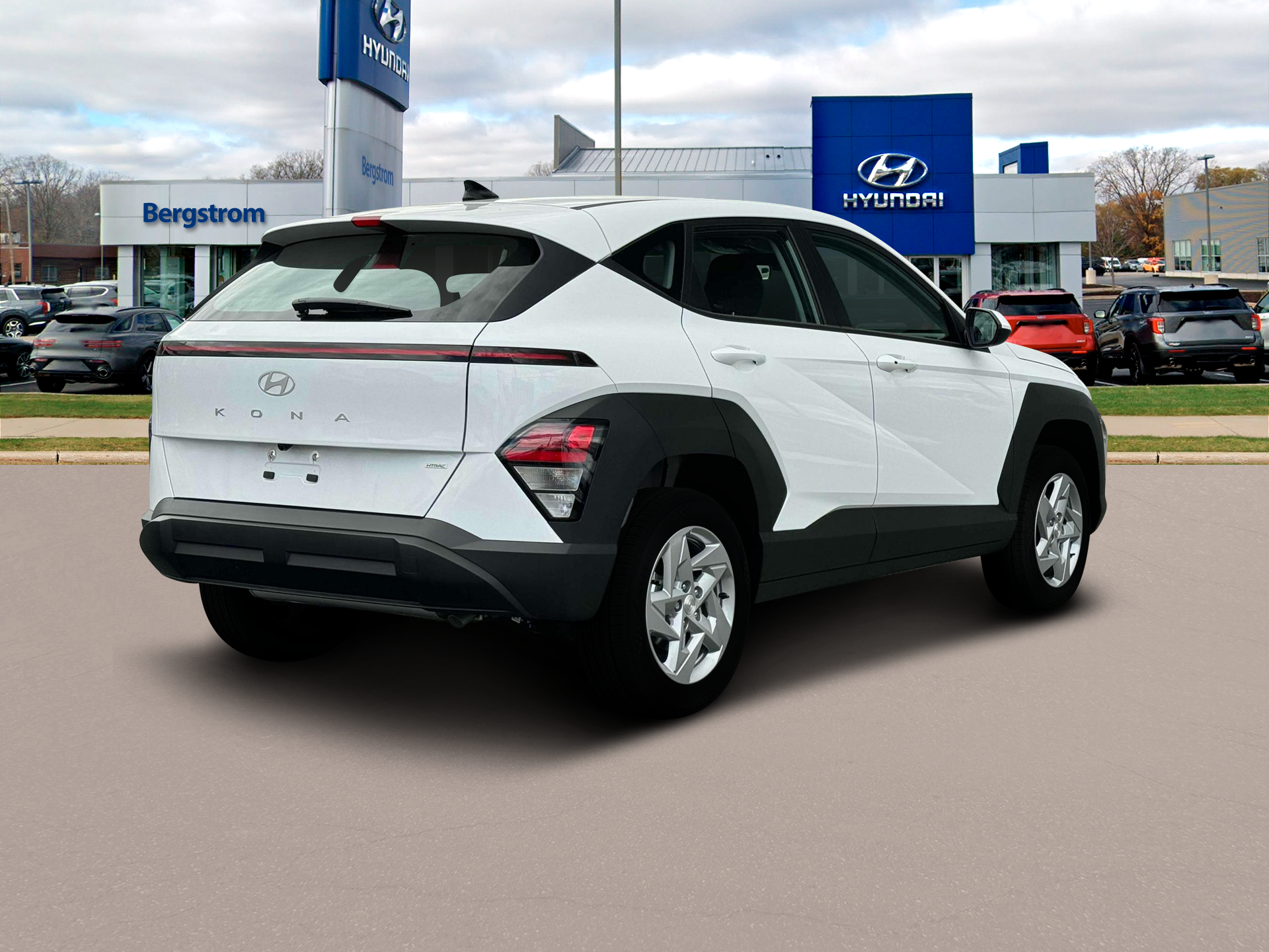 2025 Hyundai KONA Vehicle Photo in Green Bay, WI 54304