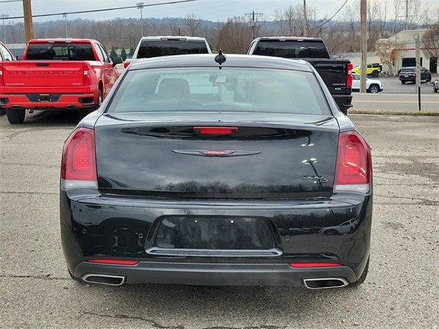 2022 Chrysler 300 Vehicle Photo in MILFORD, OH 45150-1684