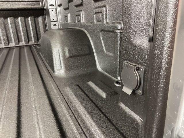 2025 Chevrolet Silverado 1500 Vehicle Photo in PHOENIX, AZ 85014-3381