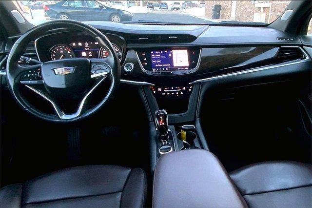 2020 Cadillac XT6 Vehicle Photo in TOPEKA, KS 66609-0000