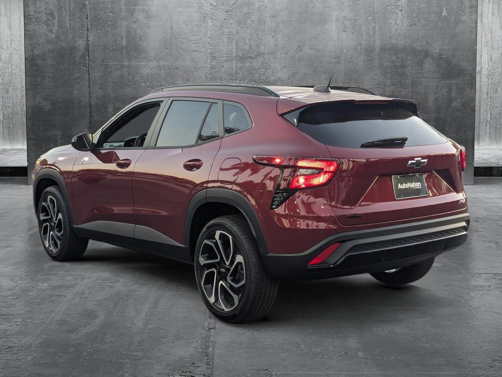 2025 Chevrolet Trax Vehicle Photo in GREENACRES, FL 33463-3207