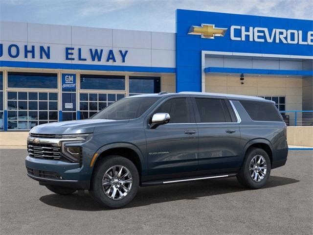 2025 Chevrolet Suburban Vehicle Photo in ENGLEWOOD, CO 80113-6708