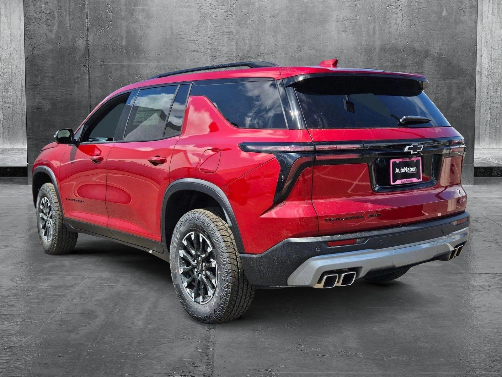 2025 Chevrolet Traverse Vehicle Photo in PEORIA, AZ 85382-3715