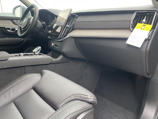2025 Volvo XC90 Vehicle Photo in Grapevine, TX 76051