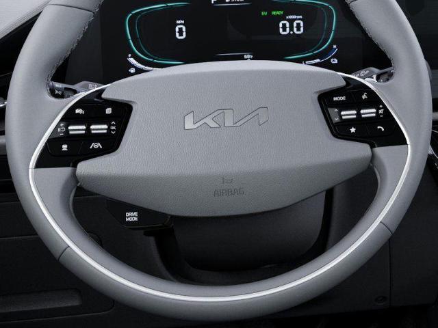 2025 Kia Niro Vehicle Photo in Tucson, AZ 85712