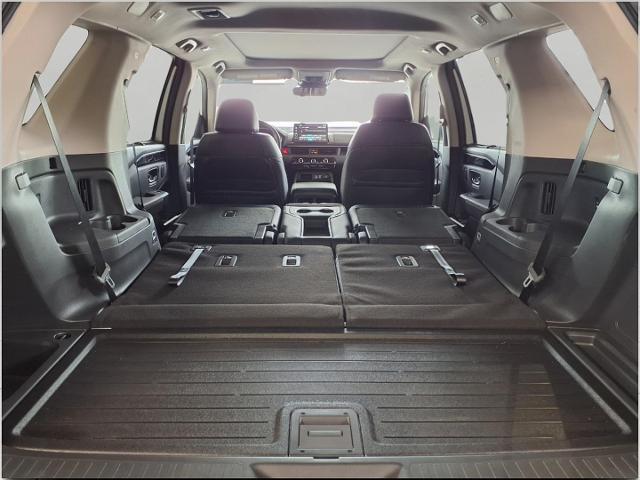 2025 Honda Pilot Vehicle Photo in Oshkosh, WI 54904