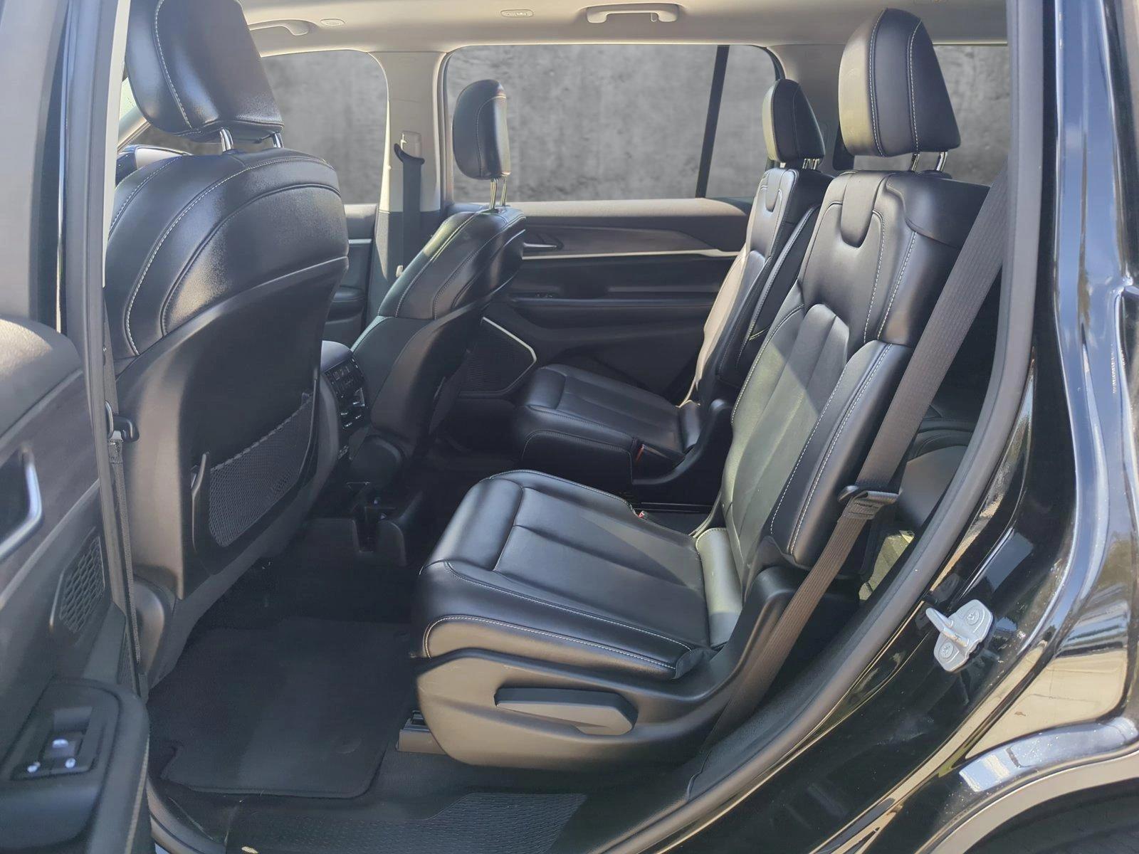 2021 Jeep Grand Cherokee L Vehicle Photo in Pembroke Pines, FL 33027