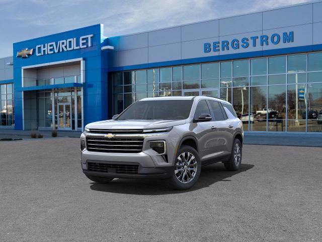 2025 Chevrolet Traverse Vehicle Photo in OSHKOSH, WI 54904-7811