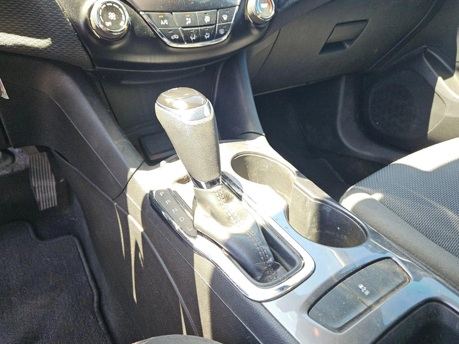 2018 Chevrolet Cruze Vehicle Photo in GILBERT, AZ 85297-0446