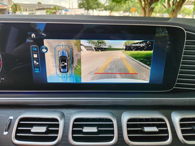 2025 Mercedes-Benz GLE Vehicle Photo in HOUSTON, TX 77079