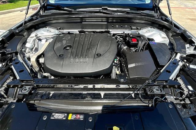 2022 Volvo XC60 Vehicle Photo in Houston, TX 77007