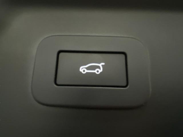 2025 Range Rover Velar Vehicle Photo in Appleton, WI 54913