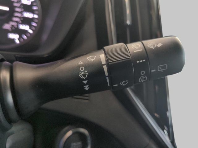 2025 Subaru Ascent Vehicle Photo in Green Bay, WI 54304