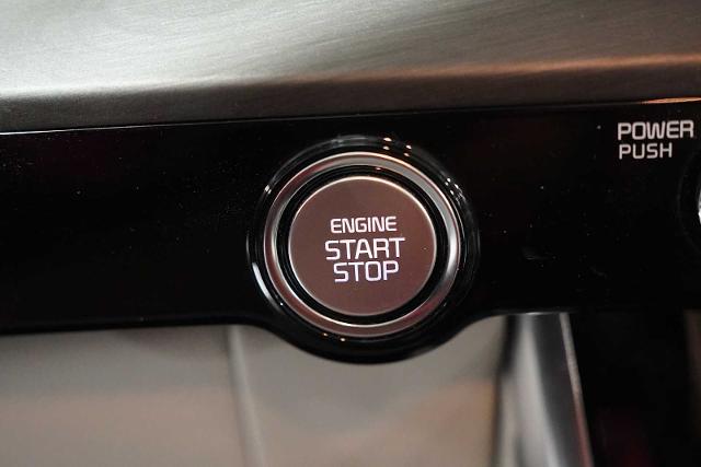 2022 Kia Carnival Vehicle Photo in GRAPEVINE, TX 76051