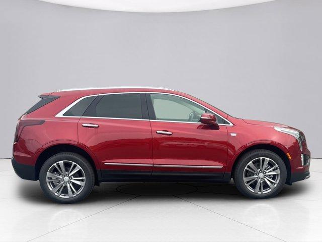2025 Cadillac XT5 Vehicle Photo in LEOMINSTER, MA 01453-2952