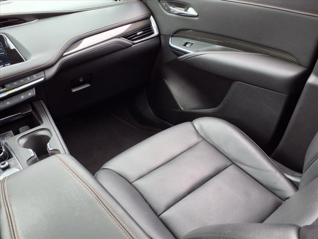 2023 Cadillac XT4 Vehicle Photo in SMITHTOWN, NY 11787-5023