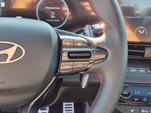 2025 Hyundai ELANTRA Vehicle Photo in Peoria, IL 61615