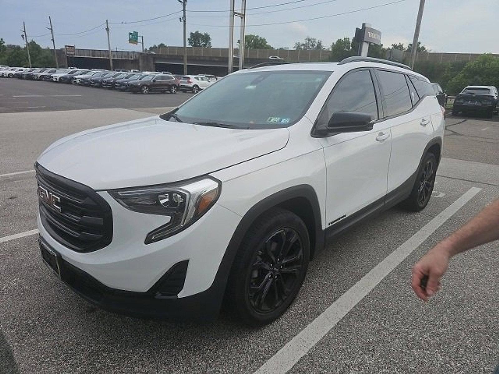 2021 GMC Terrain Vehicle Photo in Trevose, PA 19053