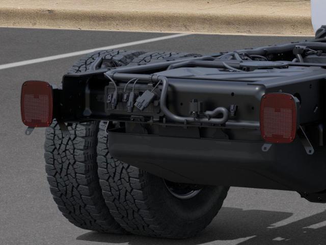 2025 Chevrolet Silverado 3500 HD Chassis Cab Vehicle Photo in GEORGETOWN, TX 78626-7508