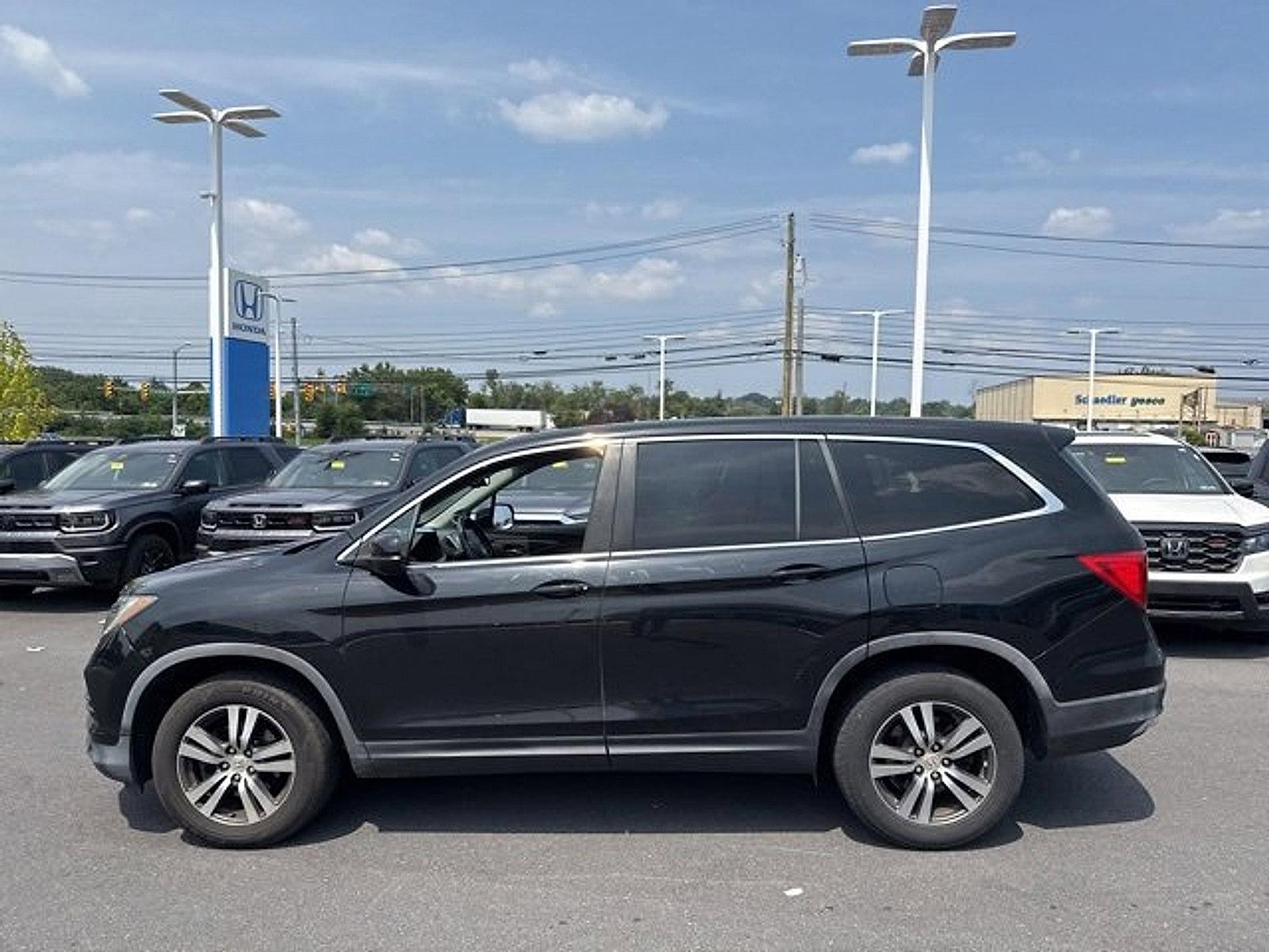 2017 Honda Pilot Vehicle Photo in Harrisburg, PA 17111