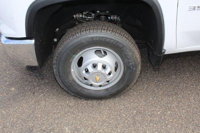 2024 Chevrolet Silverado 3500 HD Chassis Cab Vehicle Photo in SAINT CLAIRSVILLE, OH 43950-8512