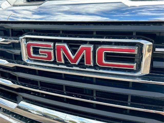 2025 GMC Sierra 2500 HD Vehicle Photo in GOODYEAR, AZ 85338-1310