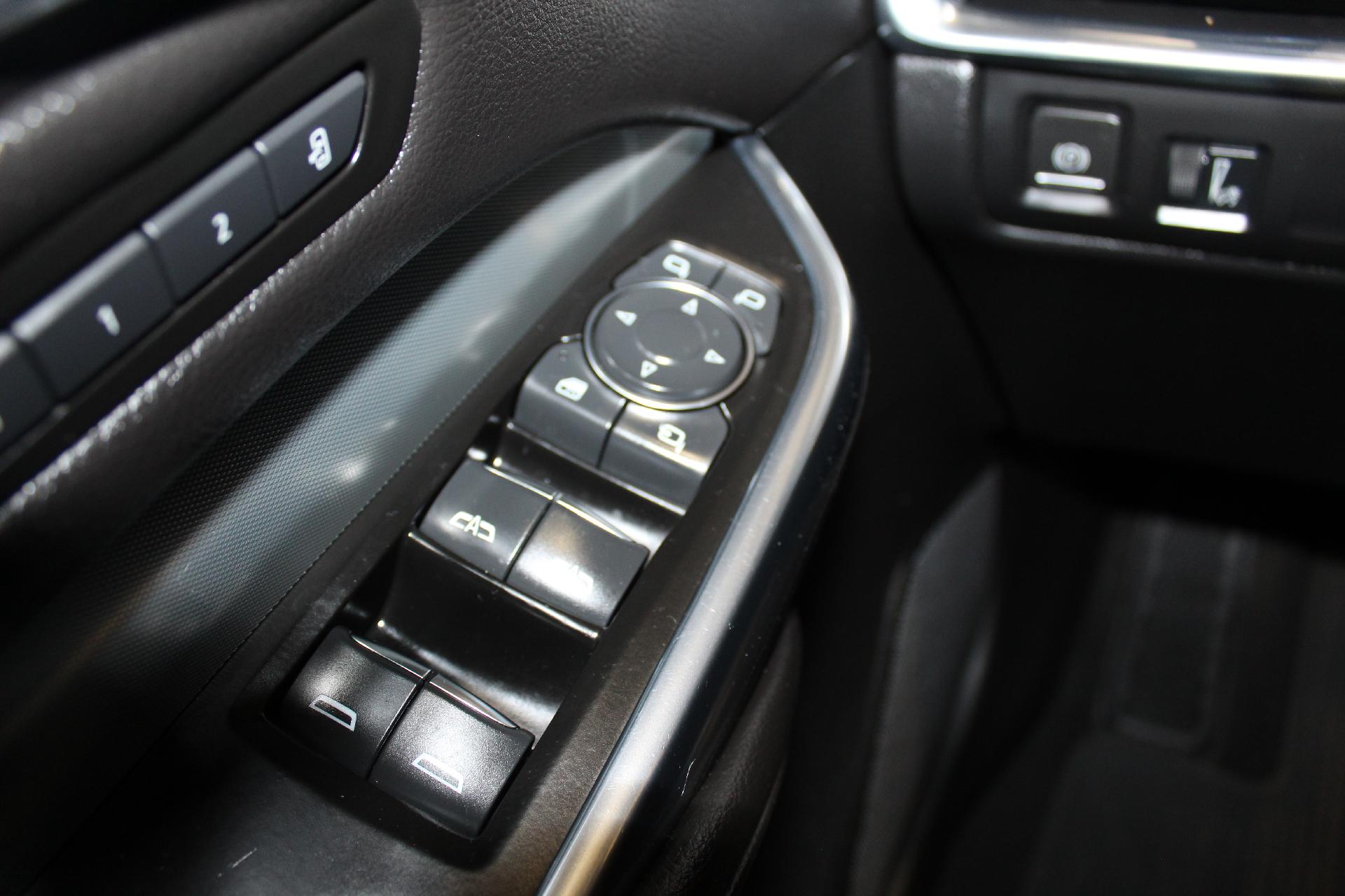 2021 Cadillac XT4 Vehicle Photo in NORTHAMPTON, MA 01060-1120