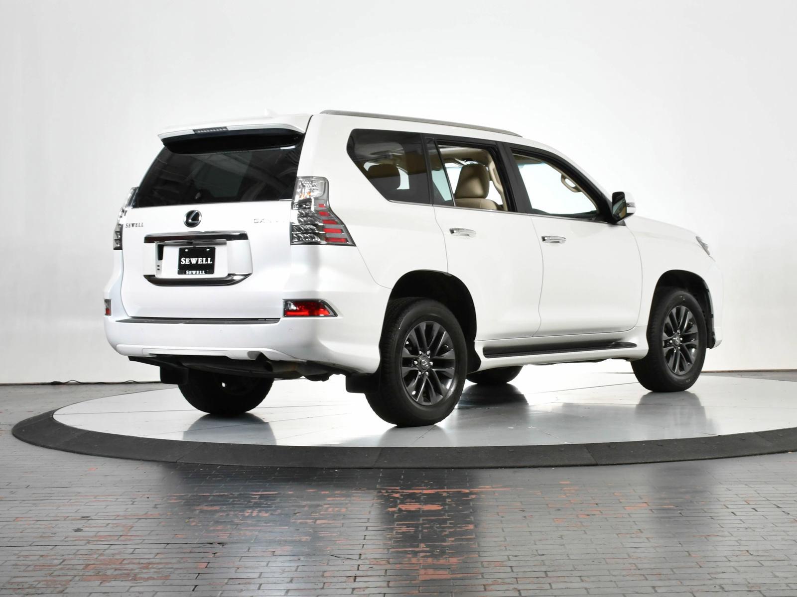 2023 Lexus GX 460 Vehicle Photo in DALLAS, TX 75235